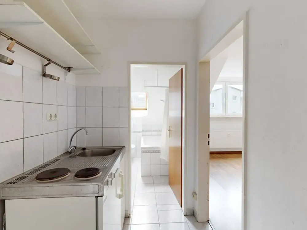 Zentrales Dachgeschoss-Apartment in Toplage von Alt-Sachsenhausen - Partymeile