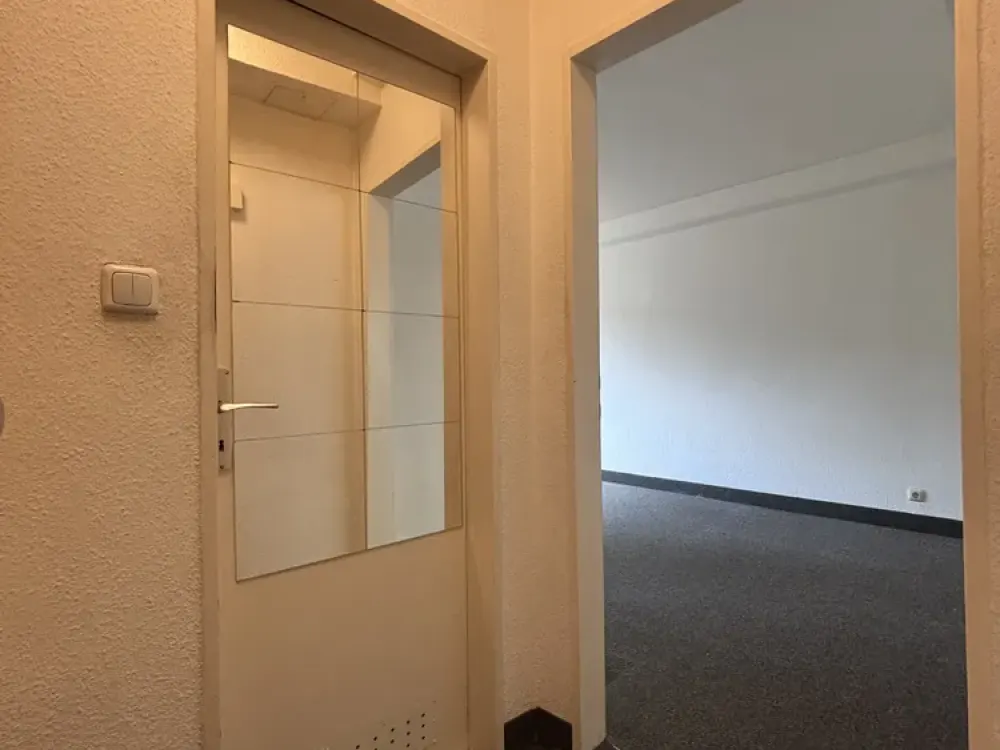 Komfortable 1 ZKB Souterrainwohnung in der Nähe des DFB-Campus