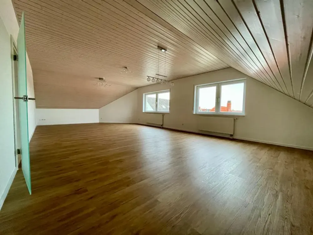 5.5-Room Attic Apartment in Hördt