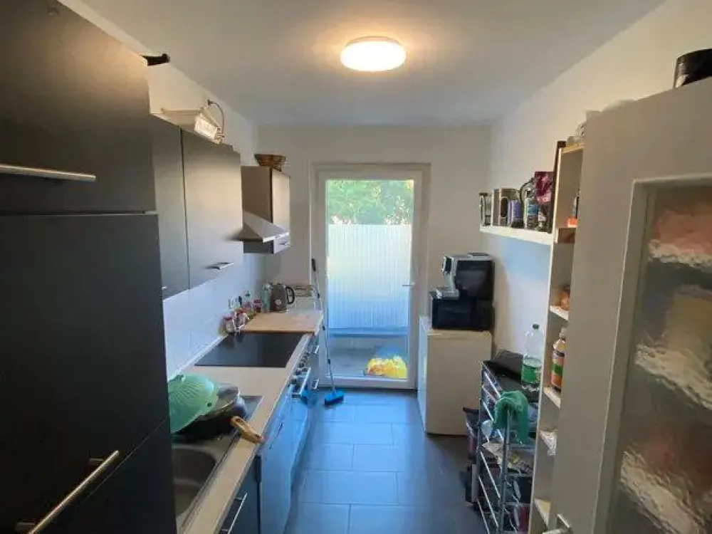 3-Zimmer-Wohnung, 65 m², 3 Balkone, Nähe Wiesenau / A2
