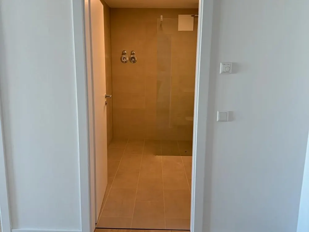 Zentrale, moderne 4-Zimmer-Wohnung