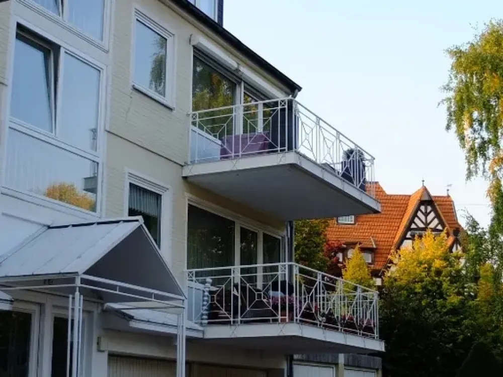 DECKSTEIN - Sehr gemütliche Ein-Zimmer-Wohnung, Renoviert, Gehobene Ausstattung, Balkon