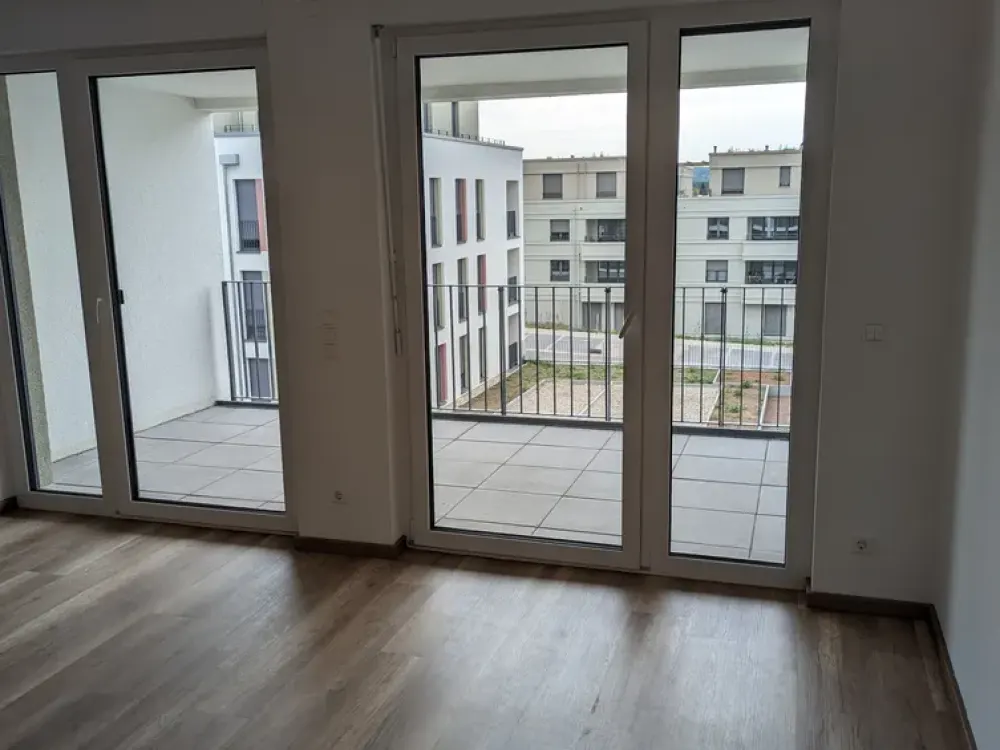 Moderne 3-Zimmer-Wohnung mit Balkon in Waldbronn