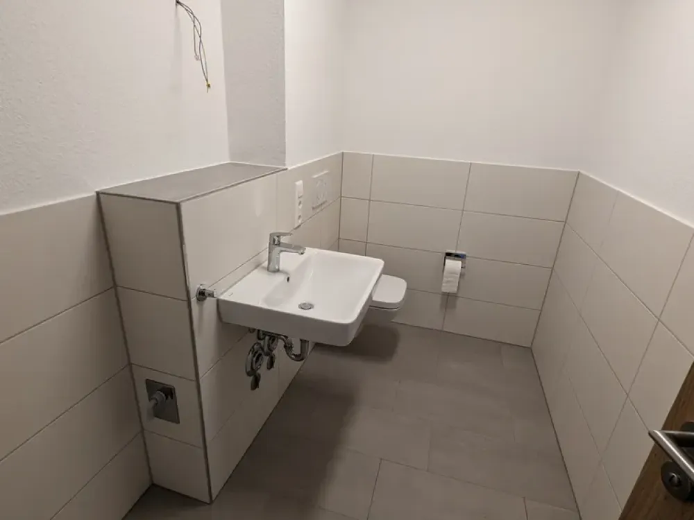 Moderne 3-Zimmer-Wohnung mit Balkon in Waldbronn