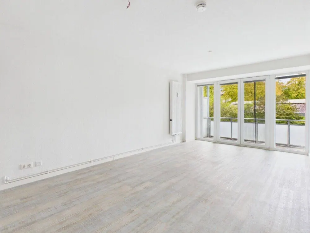 Helle 2-Zimmer-Wohnung mit Balkon und Einbauküche in Hamburg-Borgfelde!
