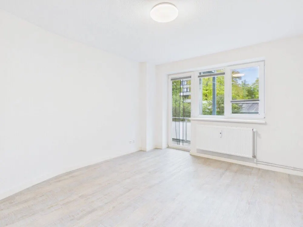 Helle 2-Zimmer-Wohnung mit Balkon und Einbauküche in Hamburg-Borgfelde!