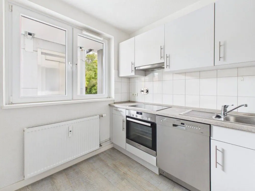Helle 2-Zimmer-Wohnung mit Balkon und Einbauküche in Hamburg-Borgfelde!
