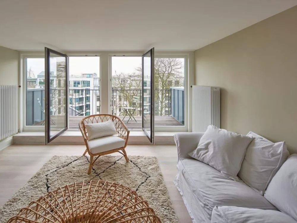 Komplett möblierte wunderschöne 3 Zimmer-Maisonette-Wohnung, W 22.03, 154 m²