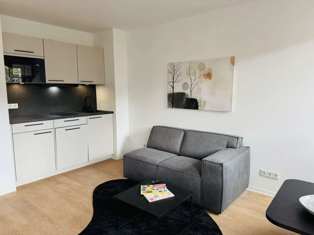 ***LUXURIÖSES WOHNEN IN MÖBLIERTEN APARTMENTS~LOGGIA~ALL INCLUSIVE MIETE***