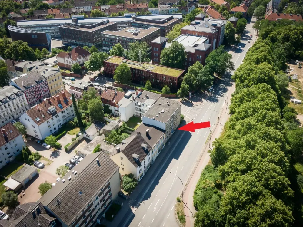Bright 1.5-Room Apartment Near TU Hamburg with Balcony