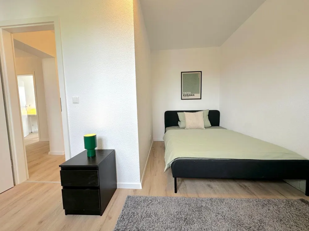 Freie WG-Zimmer - Mitbewohner(innen) gesucht - Bergen-Enkheim