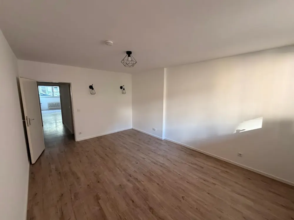 Home with 3 Rooms in Unterbilk