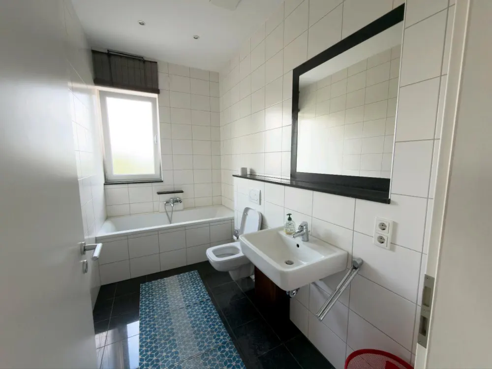 Wohnung zur Zwischenmiete Ehrenfeld September-Januar WG geeignet