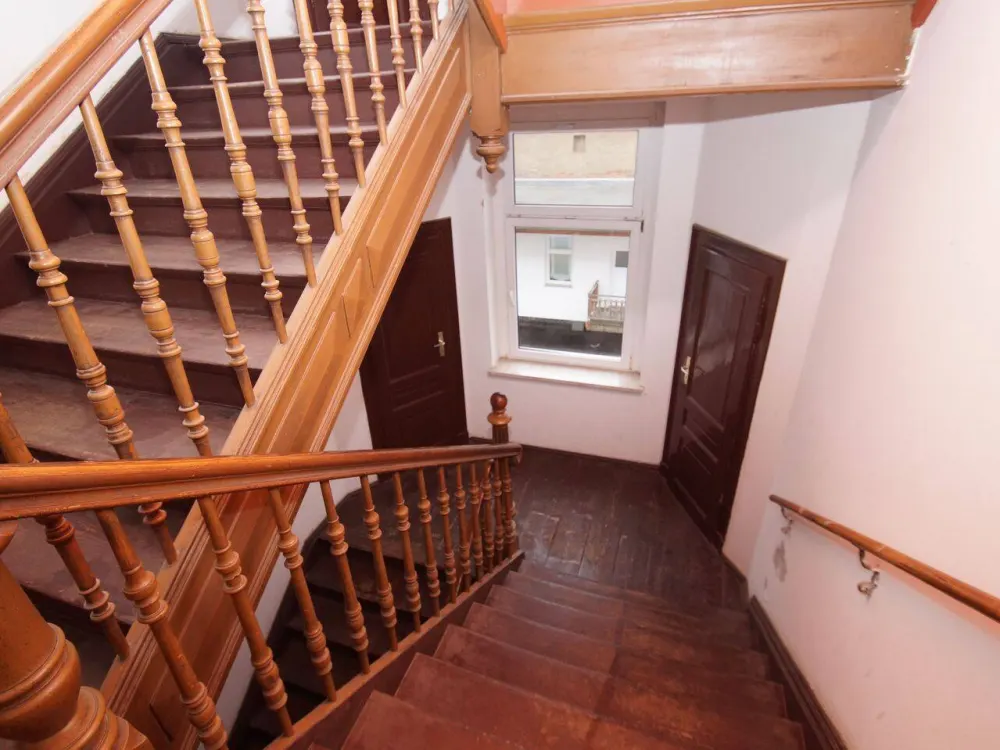 2-room apartment in Lindenau, laminate, bathtub