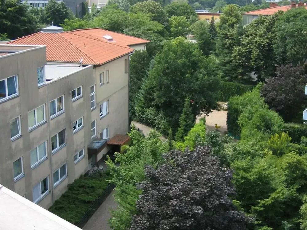 Wohnen im Grünen 2 1/2 Zimmer Whg. in gepflegter ruhiger Grünanlage Nähe Spandauer Arcaden