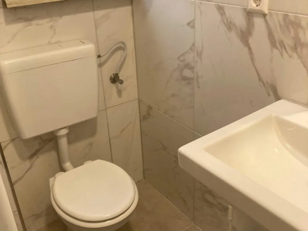 Frisch renovierte 1-Zimmer Wohnung im EG in Marbach am Neckar mit