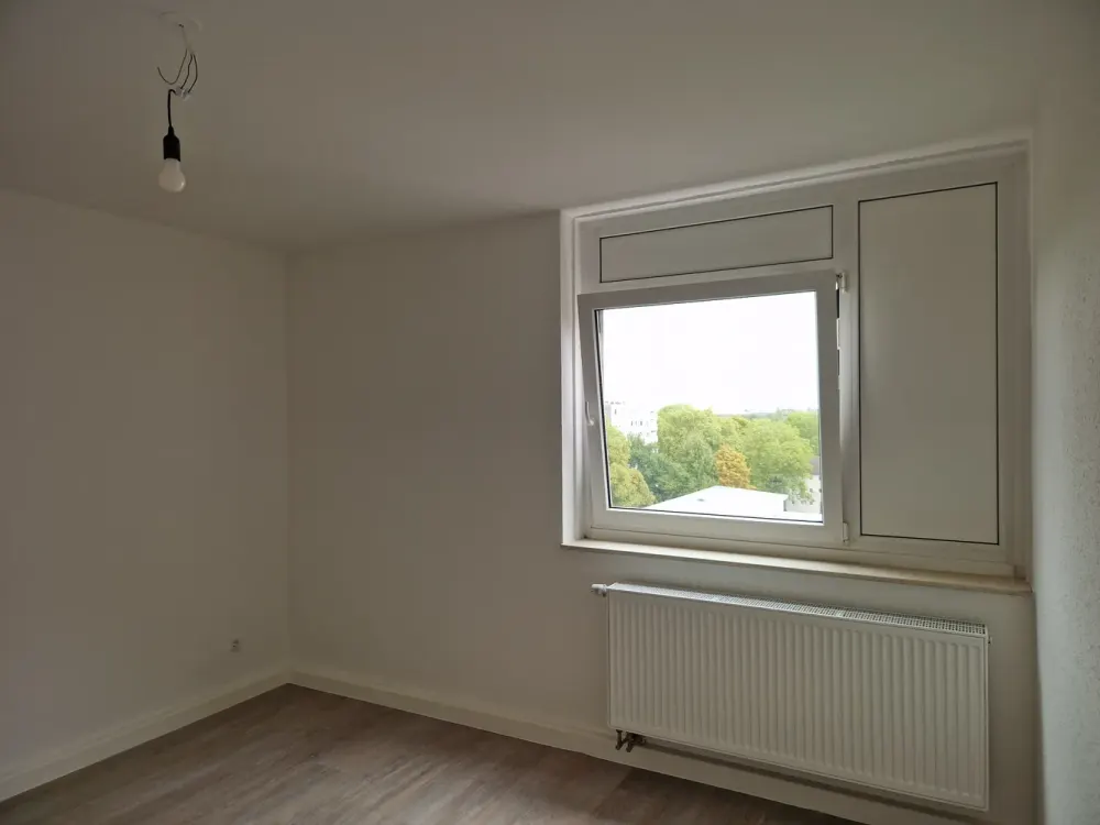 I like this one: completely renovated 3-room apartment with balcony!