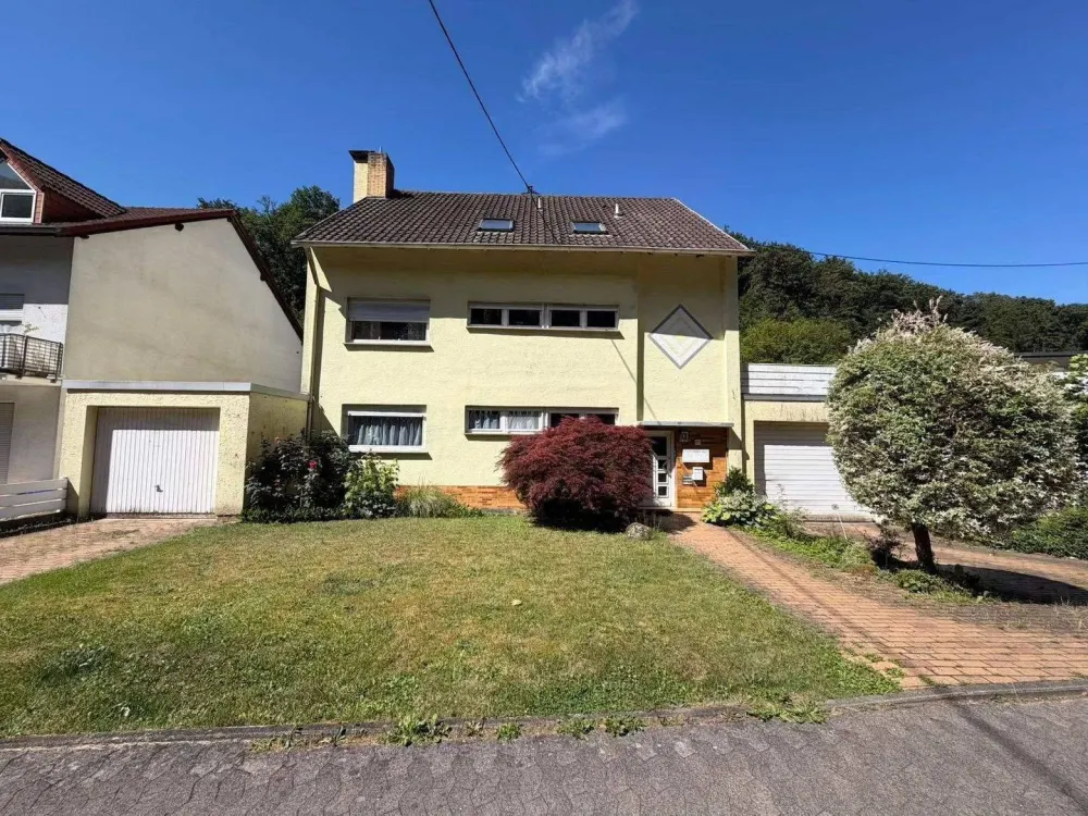 Schöne Dachgeschosswohnung im Grumbachtalweg