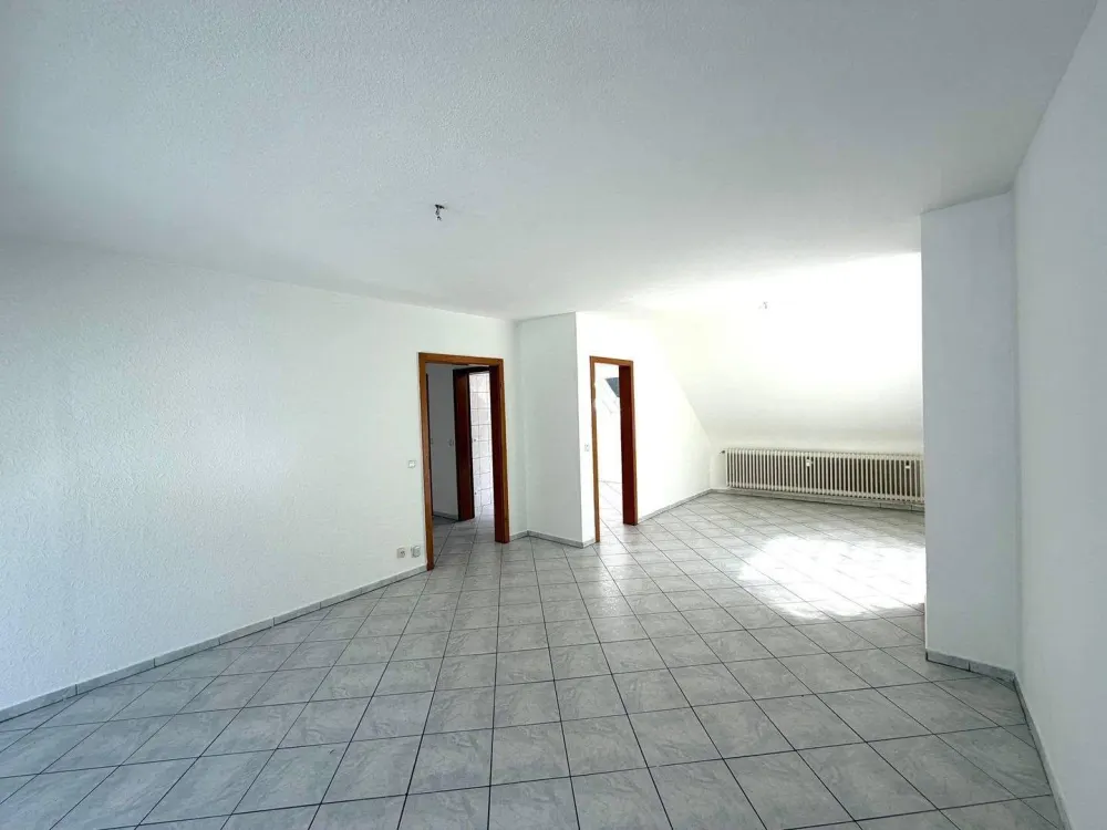 Schöne Dachgeschosswohnung im Grumbachtalweg