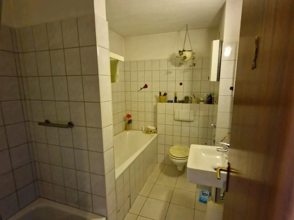 Schöne Dachgeschosswohnung in Büttgen