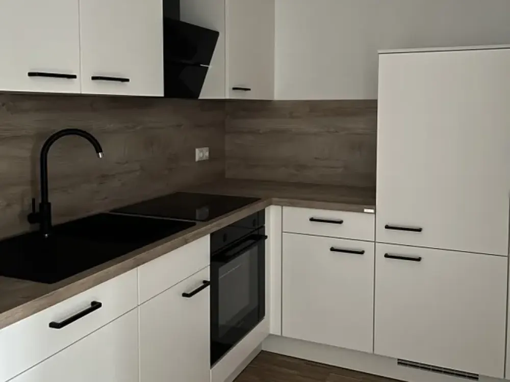 Hochwertiger Erstbezug! Neubau, schöne Terrasse, modernes Bad, Fußbodenheizung!