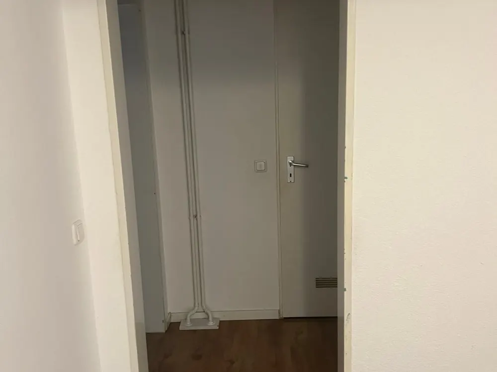 3 Zimmer Wohnung in Harburg sehr gepflegt top Lage