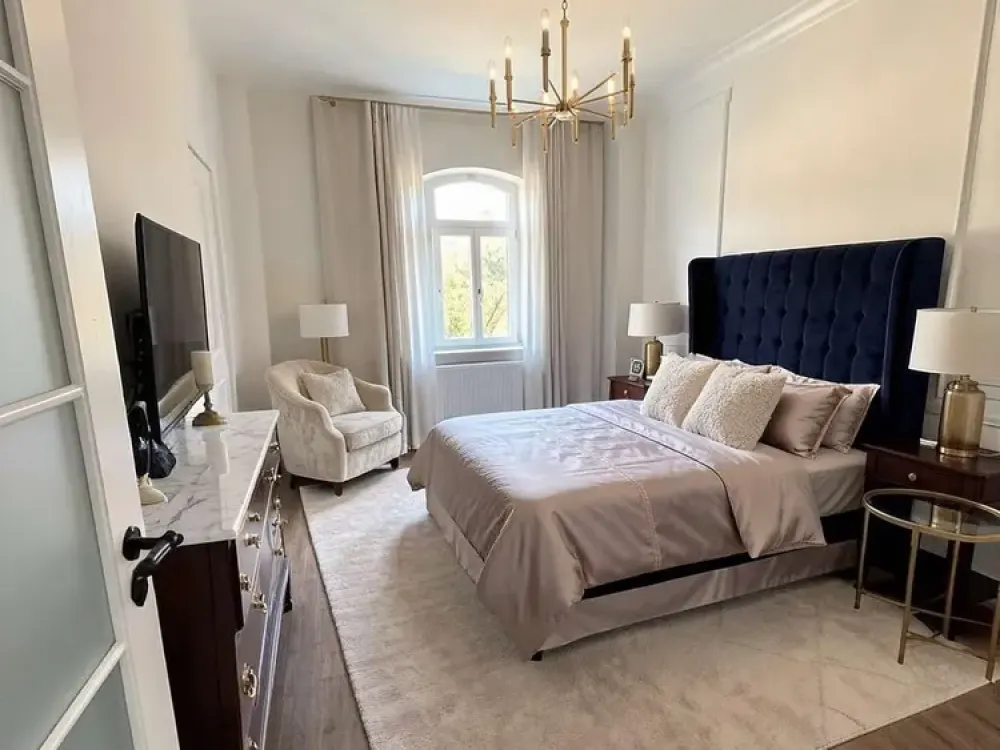 Living with Style - Luxurious Ambiance Meets Green Idyllic