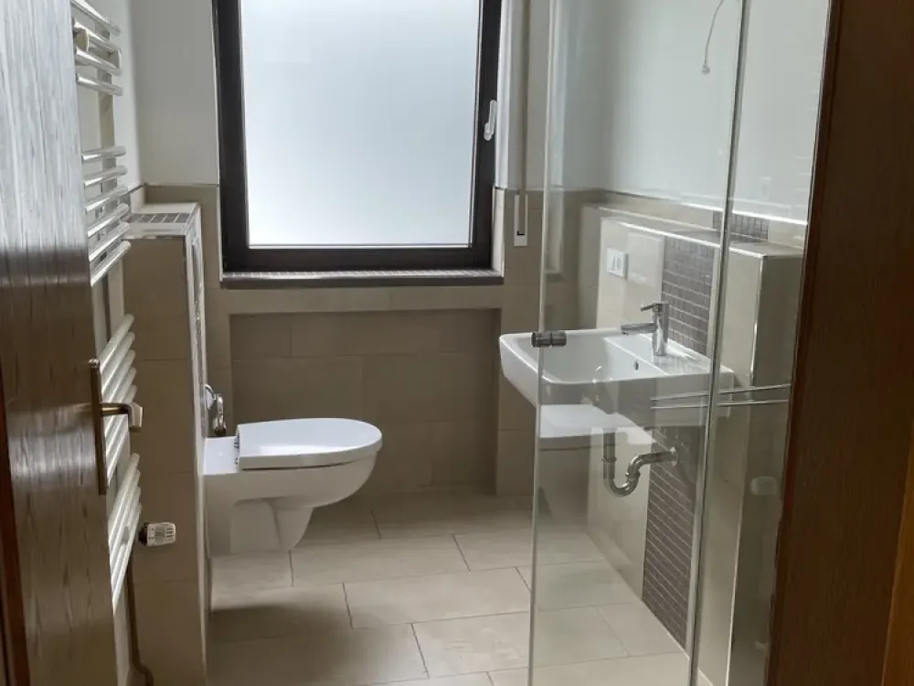 2 Zimmer Wohnung mit Einbauküche und Balkon in Köln Junkersdorf