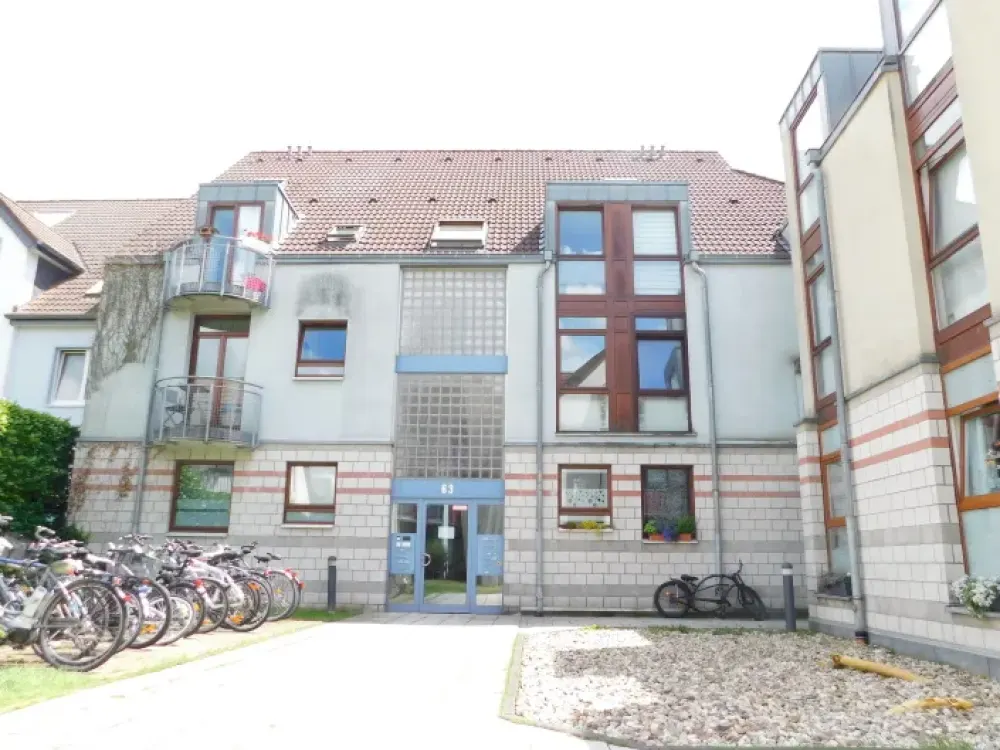 Hübsche 2-Zi.-Whg. mit Sonnenbalkon- auf Wunsch ab sofort frei