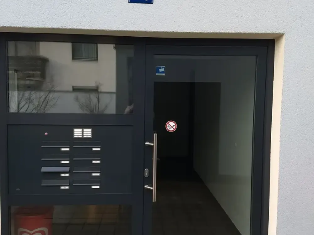 Helle drei Zimmern Wohnung zum wohlfühlen in Trudering