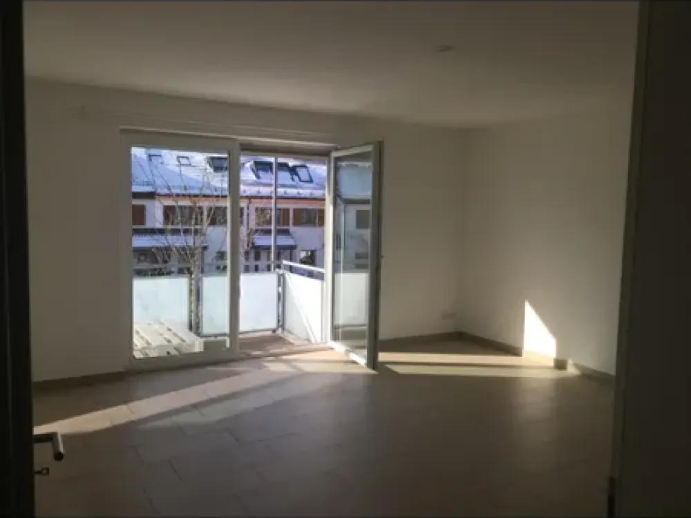 Helle drei Zimmern Wohnung zum wohlfühlen in Trudering