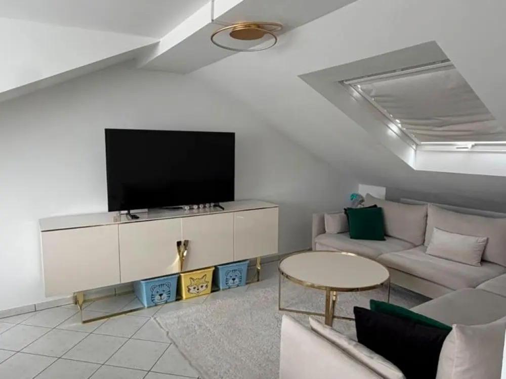 Dachgeschosswohnung mit 65 qm