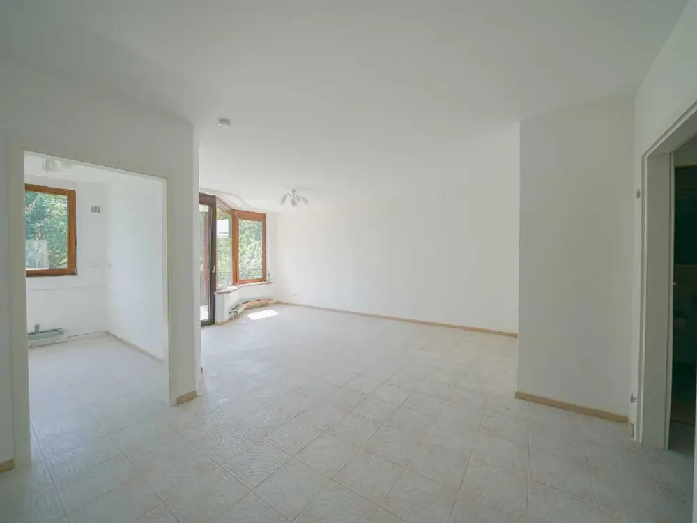 Ratingen-Ost: Schöne 2-Zimmer-Wohnung mit Balkon und Stellplatz