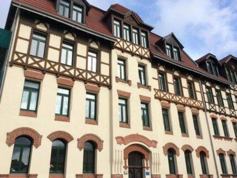 4 Raum Wohnung mit Balkon in Sanierung