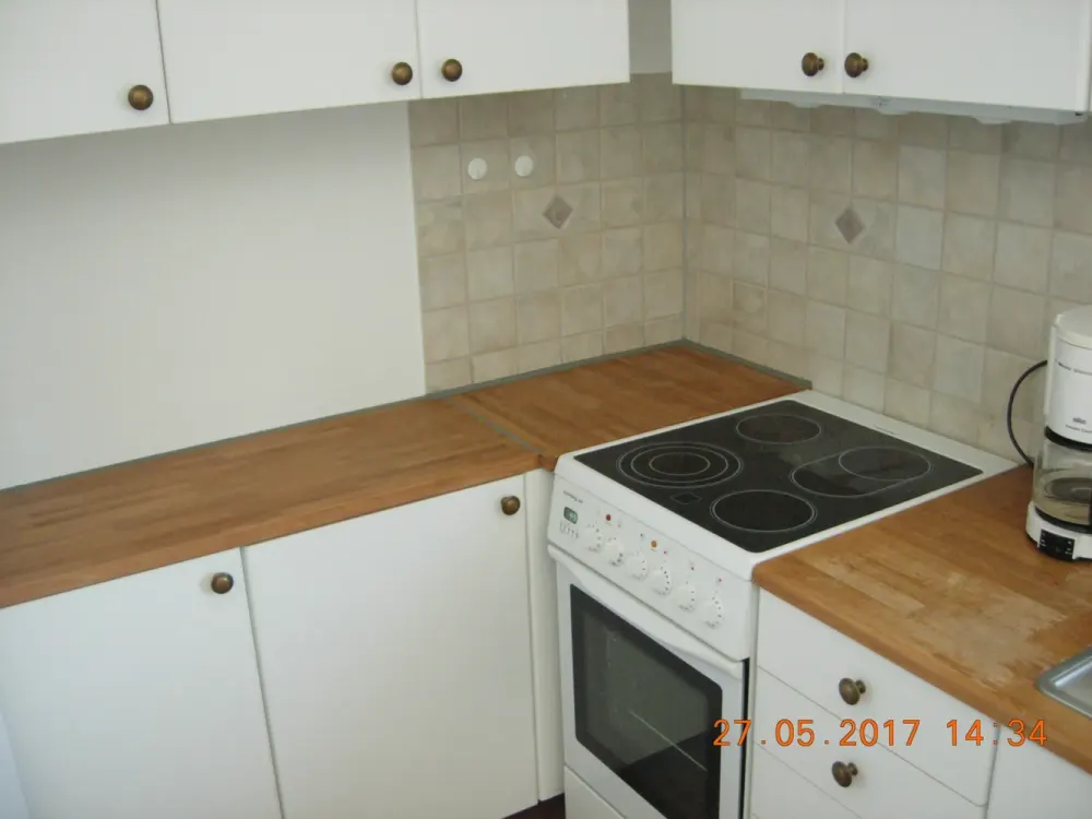 Neu renovierte Maisonette Wohnung in Wetteraukreis, Rosbach vor der Höhe mit Balkon.