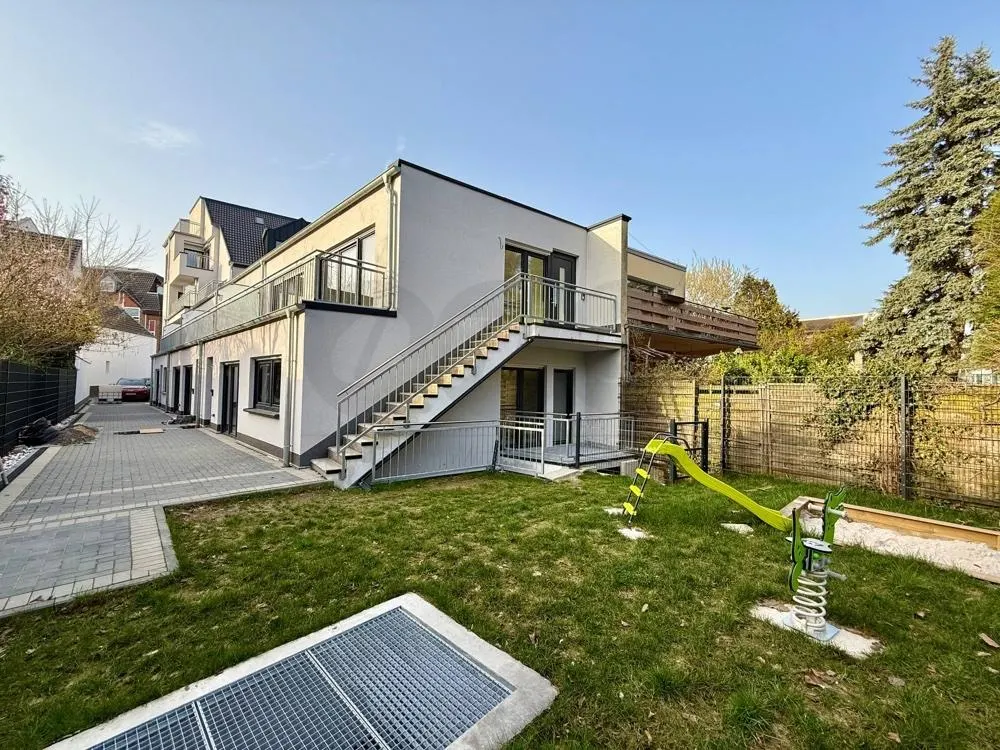 Wohnen am Rhein: Hochwertige 3-Zimmer-Maisonette im beliebten Köln-Sürth