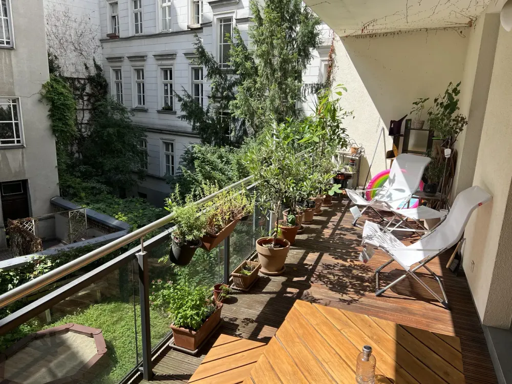 Großzügige Drei-Zimmer-Wohnung mit großem Südbalkon im Bergmannkiez