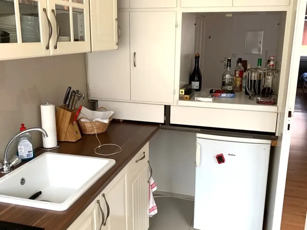 ***Wohnen am Schweizer Platz*** helle 2-Zimmerwohnung