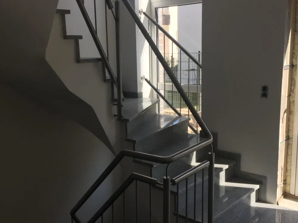 Modern 3-Room Ground Floor Apartment with Terrace & Parking Space