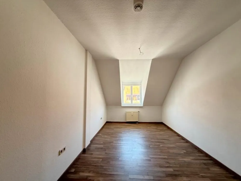 Charmante Dachgeschosswohnung in zentraler Lage!