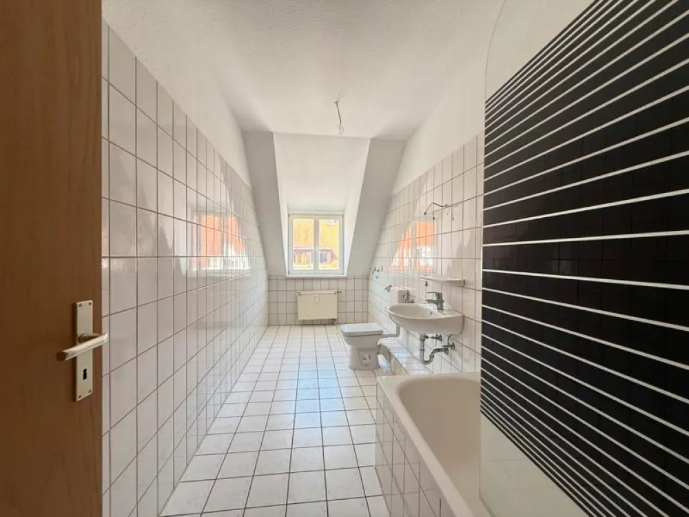Charmante Dachgeschosswohnung in zentraler Lage!