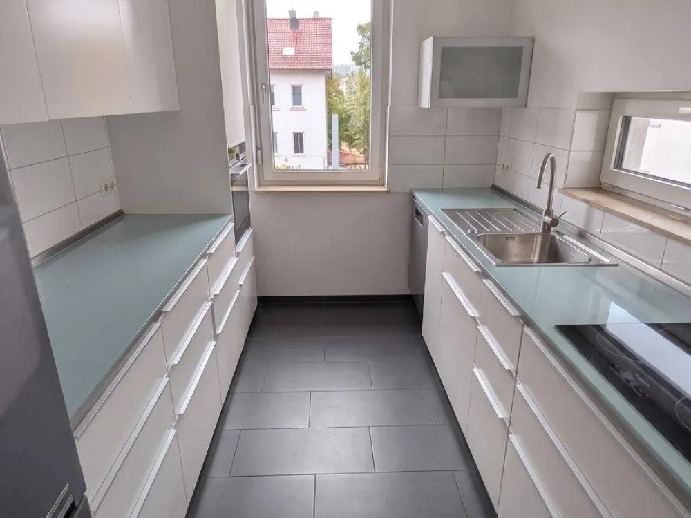 Moderne 3-Zi-Whg (86m²) mit Loggia, Parkett, Fußbodenhzg & 2 TG