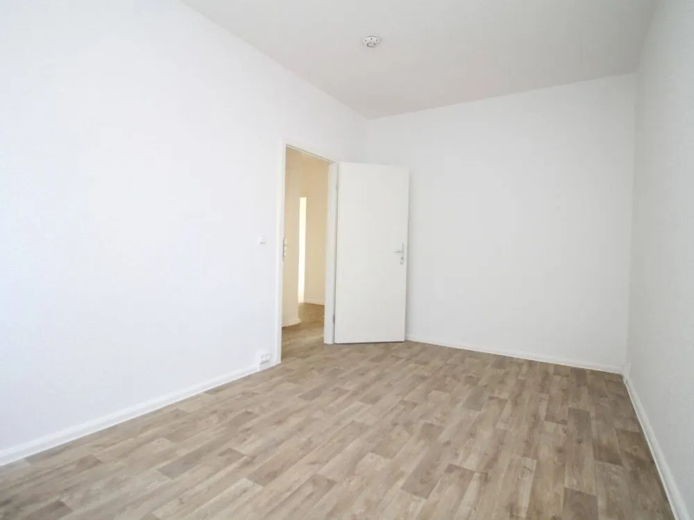 Helle Dreiraumwohnung mit Balkon und top Anbinung