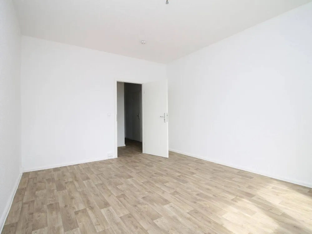 Helle Dreiraumwohnung mit Balkon und top Anbinung