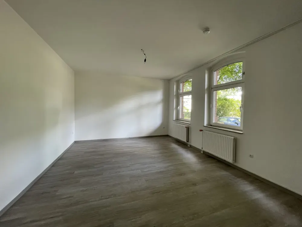 Hochwertig renovierte 3 Zimmerwohnung mit extra Esszimmer