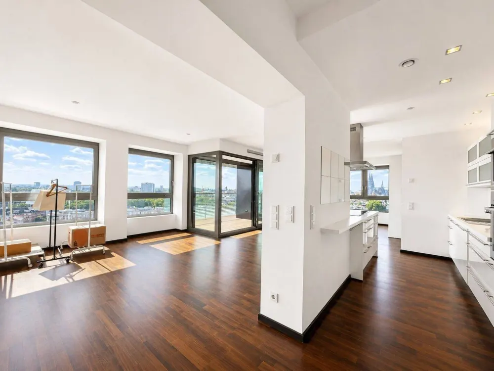 Ein Zuhause mit Aussicht - Exklusive 3-Zimmer-Wohnung mit Domblick
