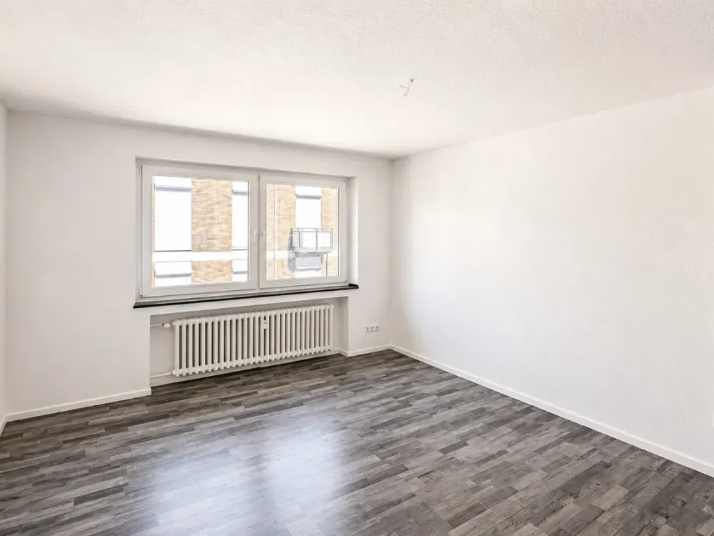 MODERNE 3-ZIMMER WOHNUNG MIT BALKON IN GEPFLEGTER KREFELDER WOHNLAGE ZU MIETEN!!