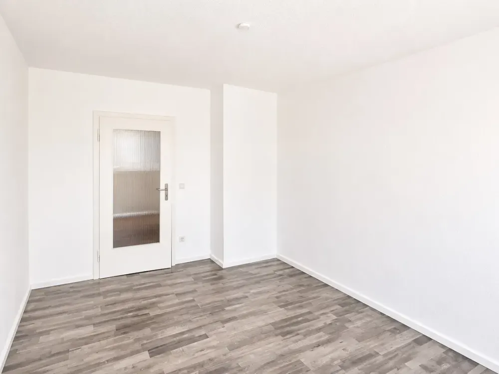MODERNE 3-ZIMMER WOHNUNG MIT BALKON IN GEPFLEGTER KREFELDER WOHNLAGE ZU MIETEN!!