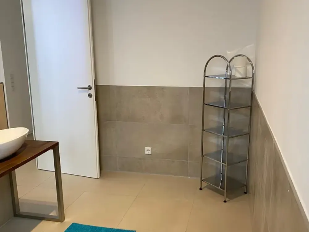 Möbliertes Apartment inkl. Stellplatz in TOP-Lage nur Einpersonenhaushalt!