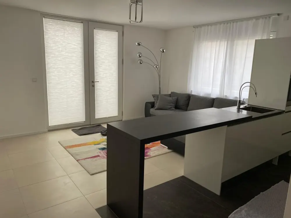 Möbliertes Apartment inkl. Stellplatz in TOP-Lage nur Einpersonenhaushalt!